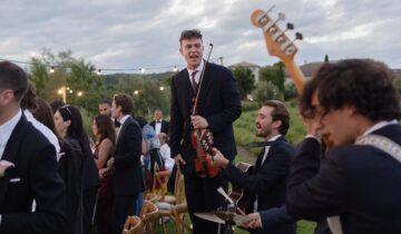 Meet The Dukes at a Luxury Wedding